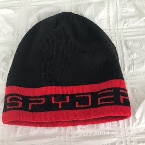 Spyder beanie hat.